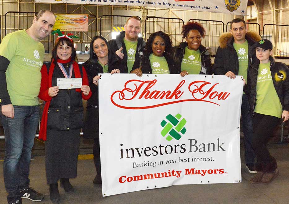 Community Mayors and representatives from Investors Bank with donation